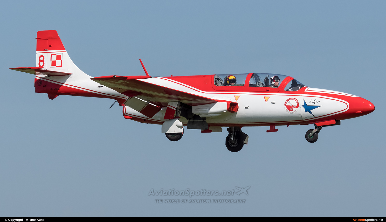 Poland - Air Force: White & Red Iskras  -  TS-11 Iskra  (3H-2004) By Michał Kuna (big)