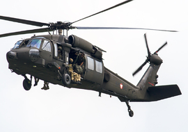 Sikorsky - S-70A Black Hawk (6M-BE) - Csaba Kiraly