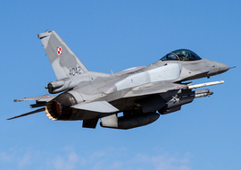 Lockheed Martin - F-16C Jastrząb (4042) - Csaba Kiraly