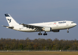 Airbus - A300 (EP-IBC) - Csaba Kiraly