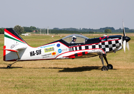 Zlín Aircraft - Z-50 L, LX, M series (HA-SIF) - Csaba Kiraly