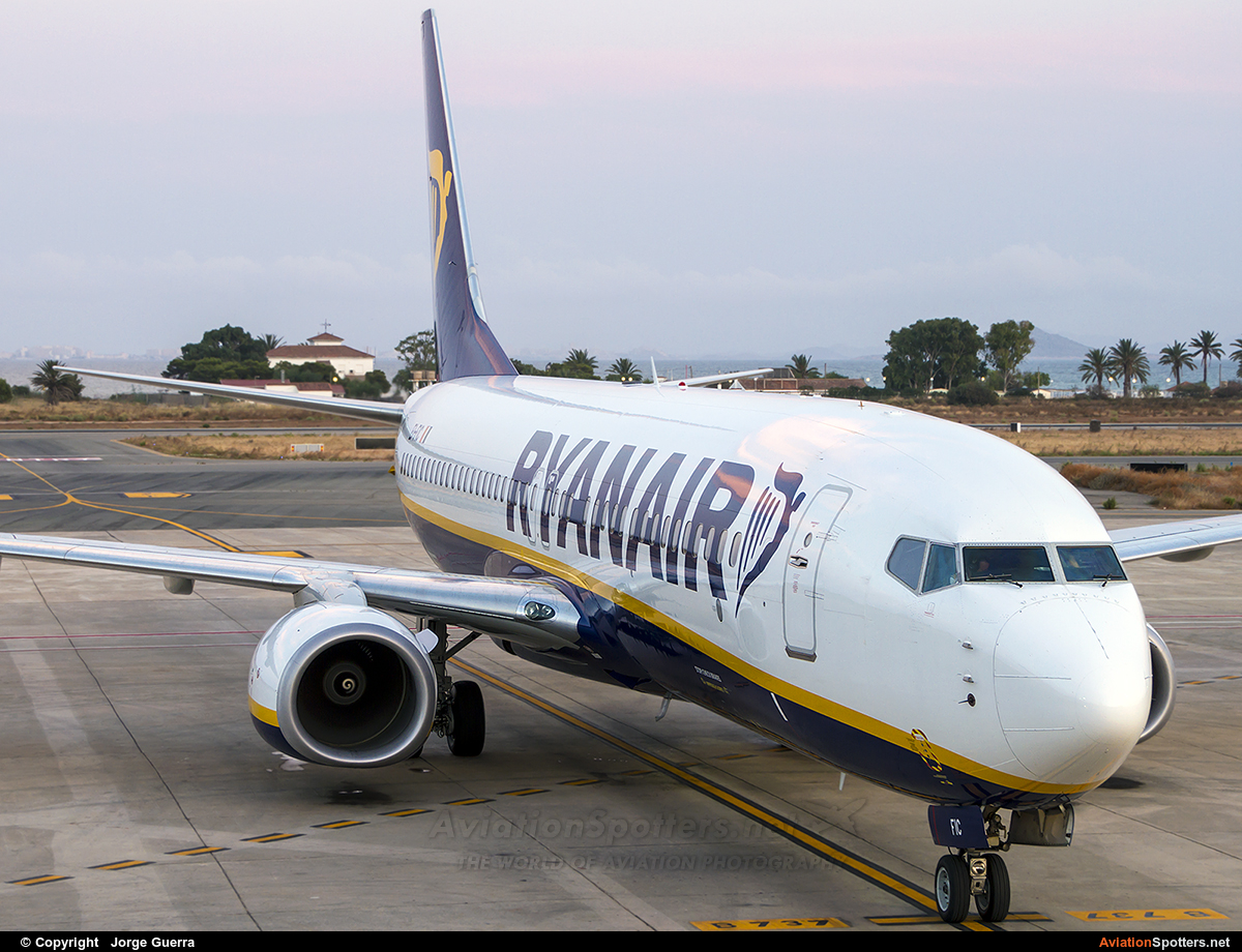 Ryanair  -  737-8AS  (EI-FIC) By Jorge Guerra (Jorge Guerra)