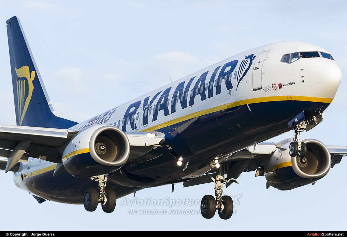 Ryanair  -  737-8AS  (EI-ENK) By Jorge Guerra (Jorge Guerra)