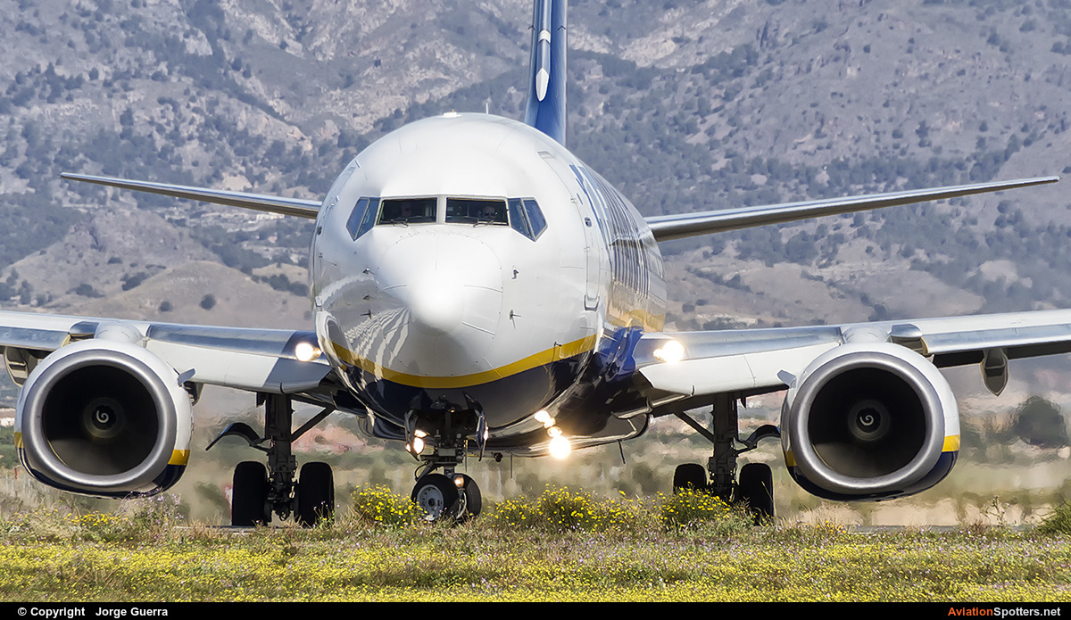 Ryanair  -  737-8AS  (EI-EVW) By Jorge Guerra (Jorge Guerra)
