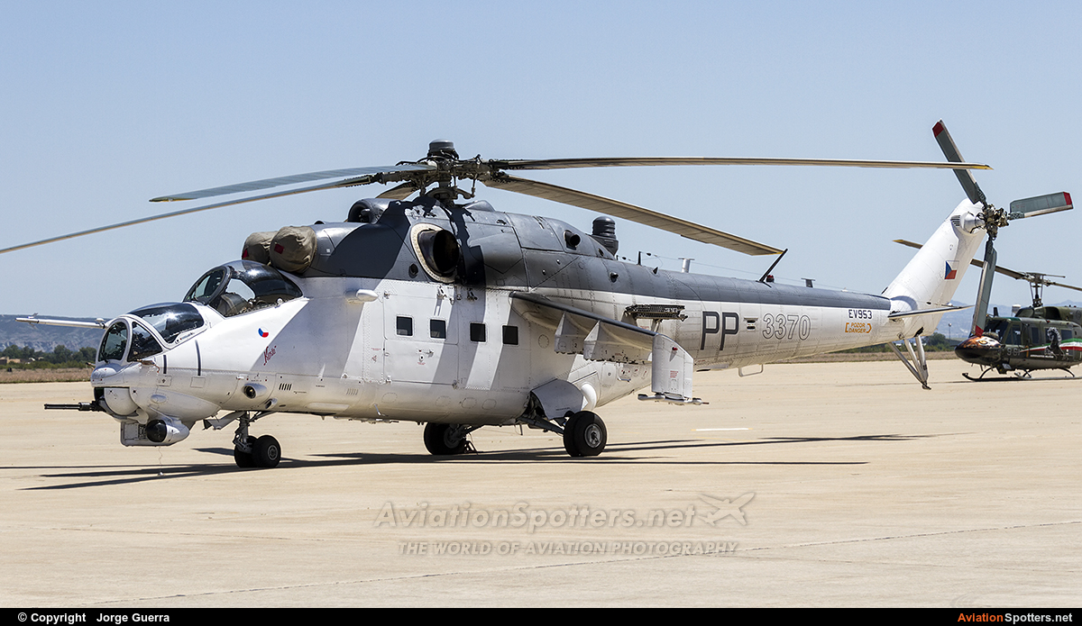 Czech - Air Force  -  Mi-35  (3370) By Jorge Guerra (Jorge Guerra)