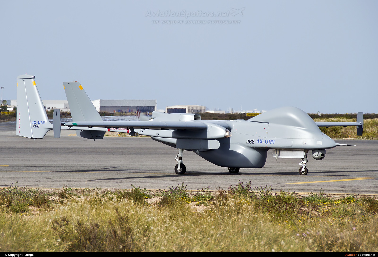 Israel Aircraft Industries  -  Heron UAV  (4X-UMI) By Jorge Guerra (Jorge Guerra)