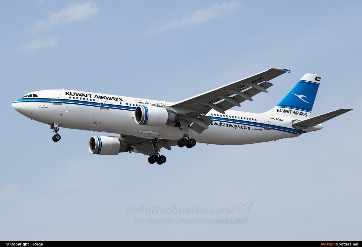 Kuwait Airways  -  A300  (9K-AME) By Jorge Guerra (Jorge Guerra)