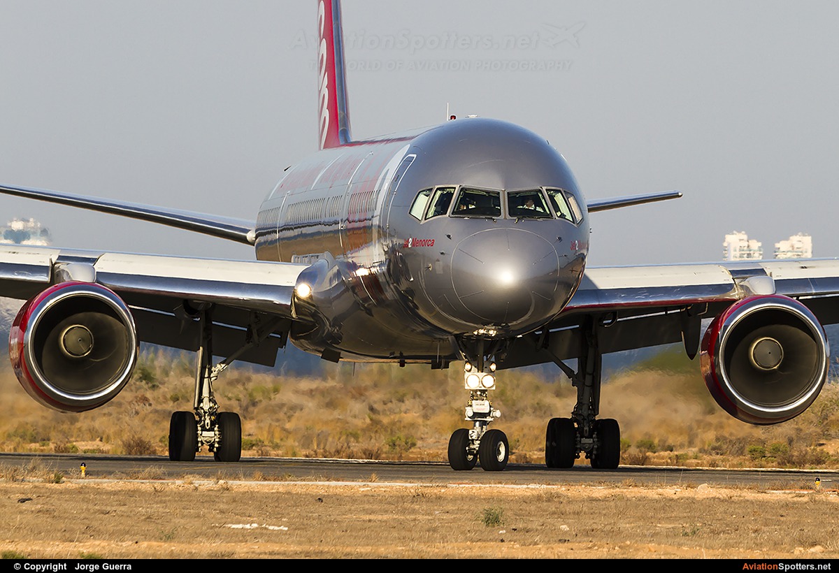 Jet2  -  757-200  (G-LSAB) By Jorge Guerra (Jorge Guerra)
