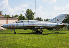 Mikoyan-Gurevich - MiG-21U (1319) - ALEX67