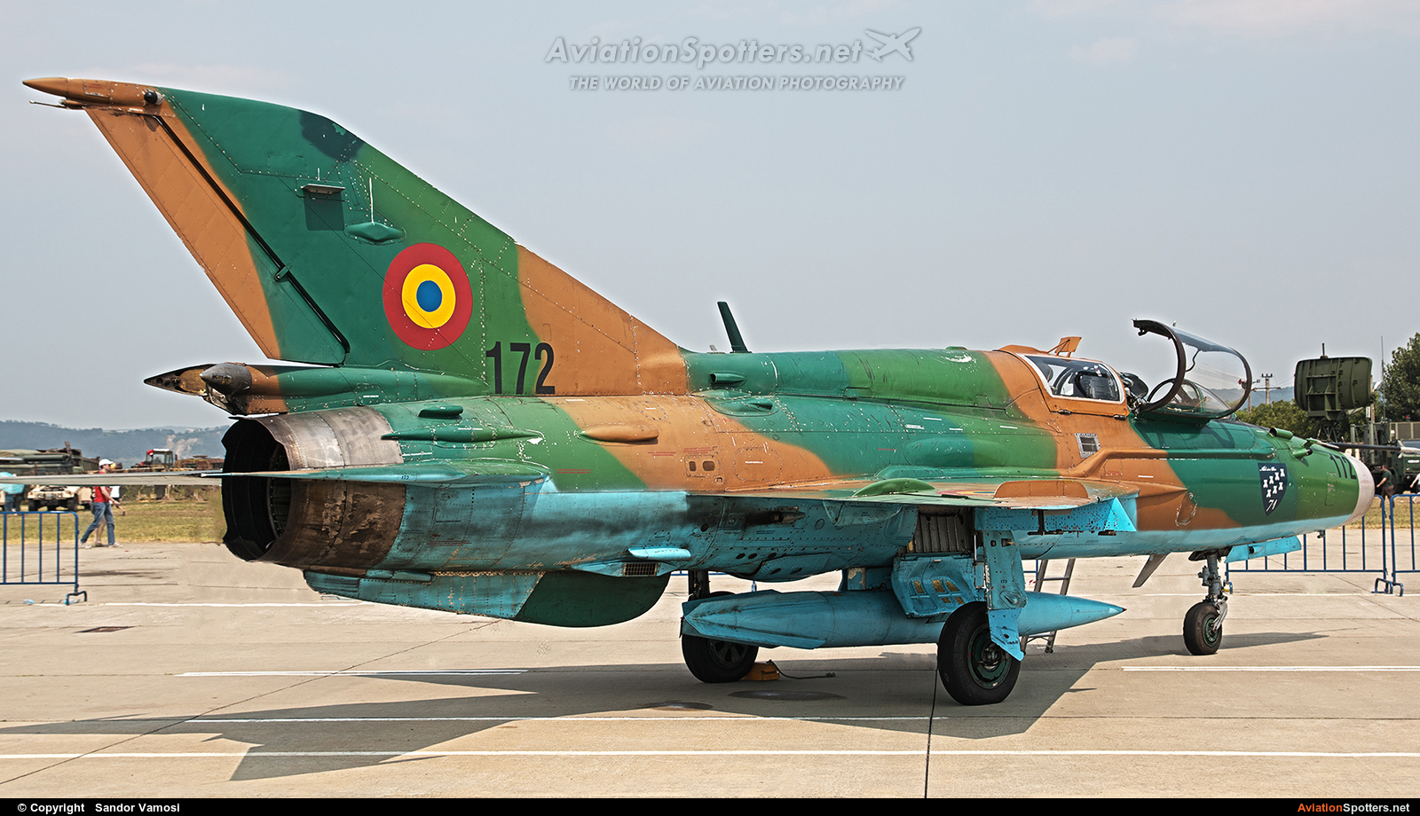 Romania - Air Force  -  MiG-21 UM  LanceR B  (172) By Sandor Vamosi (ALEX67)