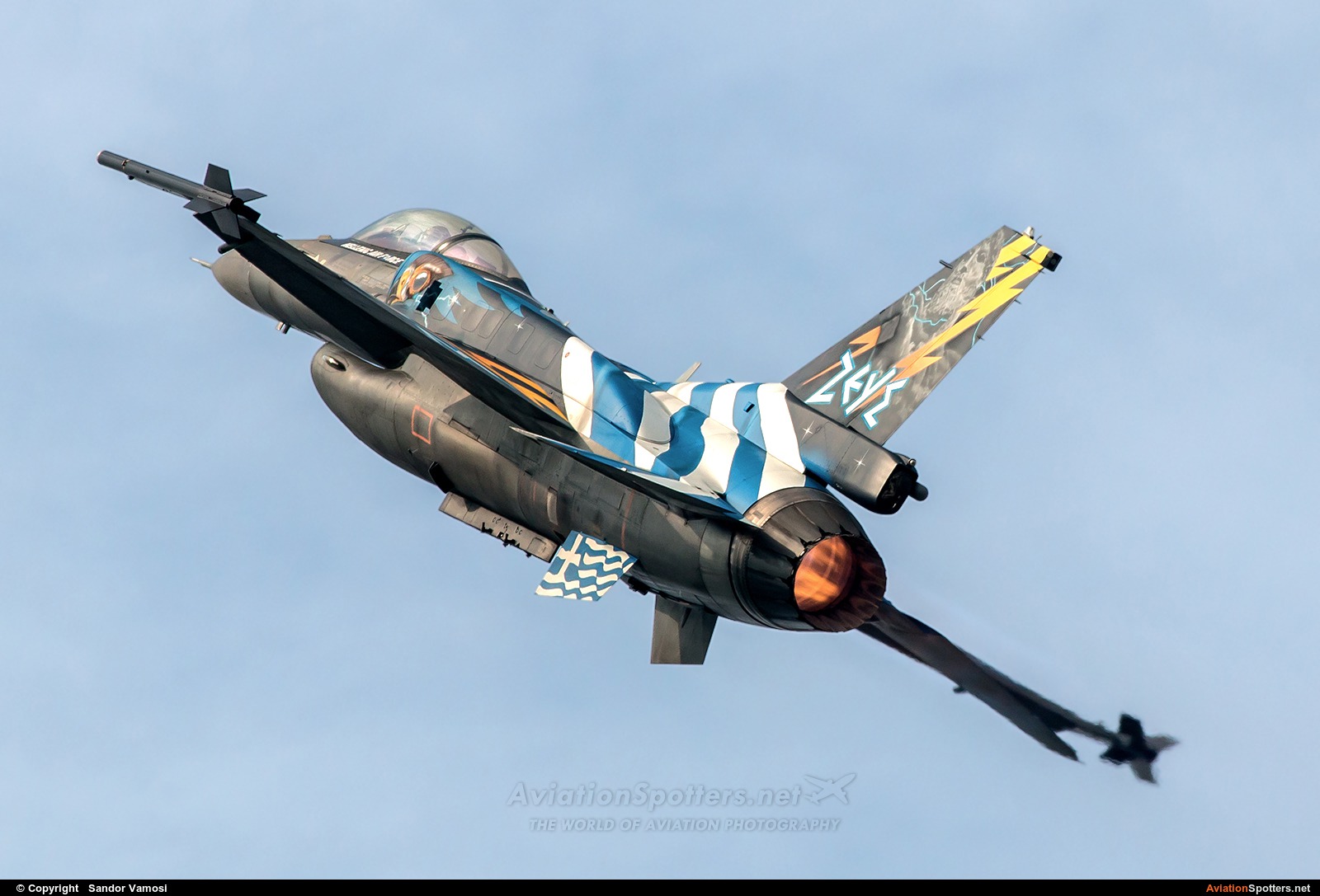 Greece - Hellenic Air Force  -  F-16C Block 52+ Fighting Falcon  (523) By Sandor Vamosi (ALEX67)