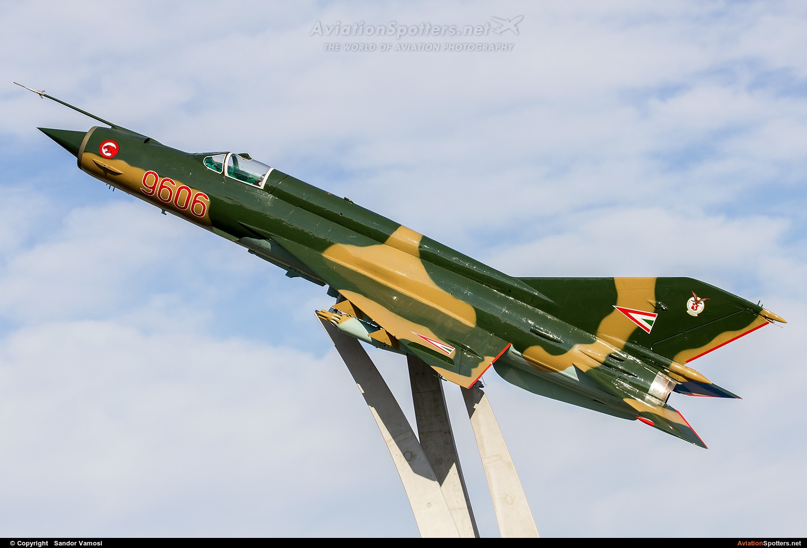 Hungary - Air Force  -  MiG-21MF  (9606) By Sandor Vamosi (ALEX67)