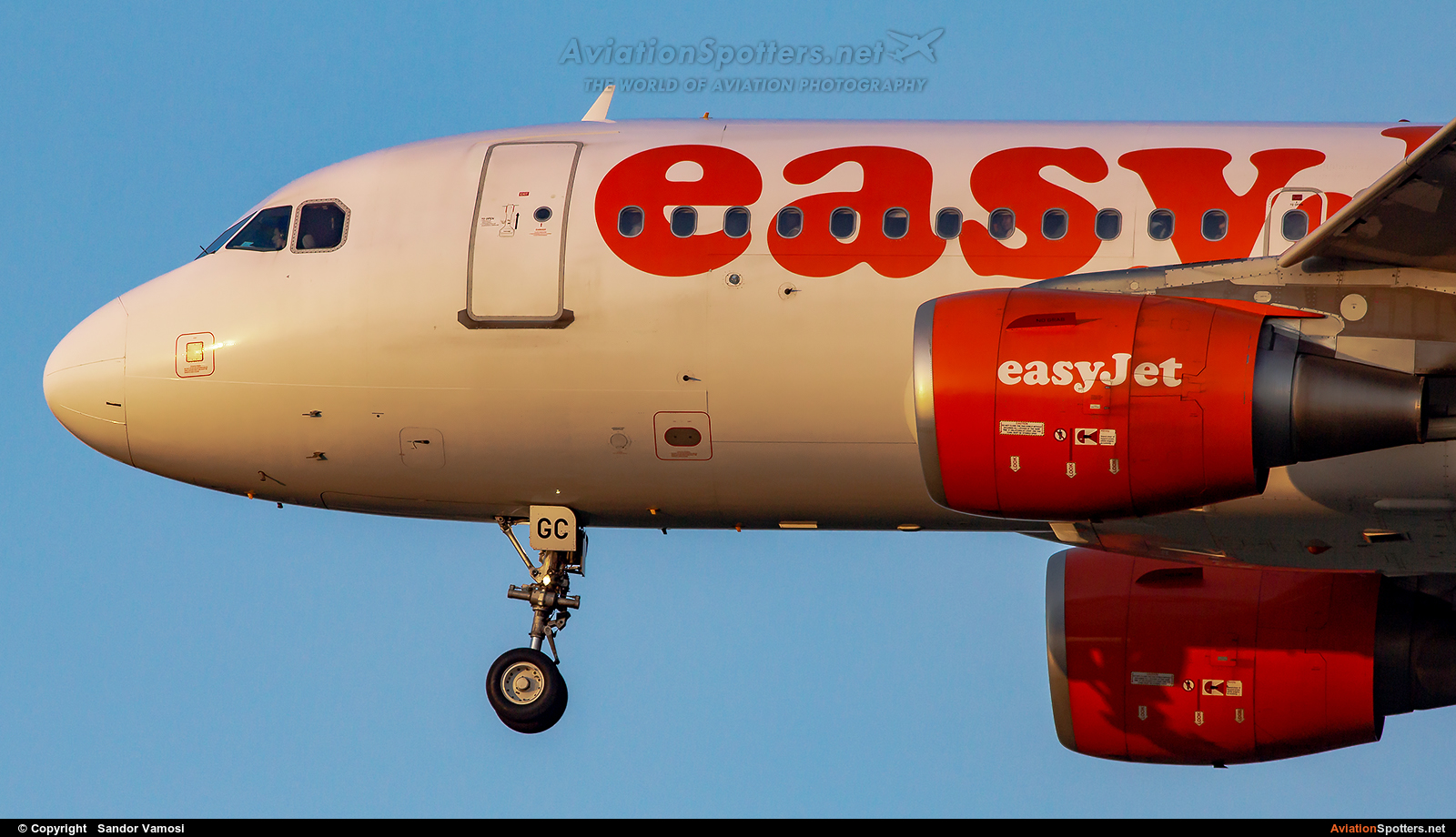 easyJet  -  A319-111  (G-EZGC) By Sandor Vamosi (ALEX67)