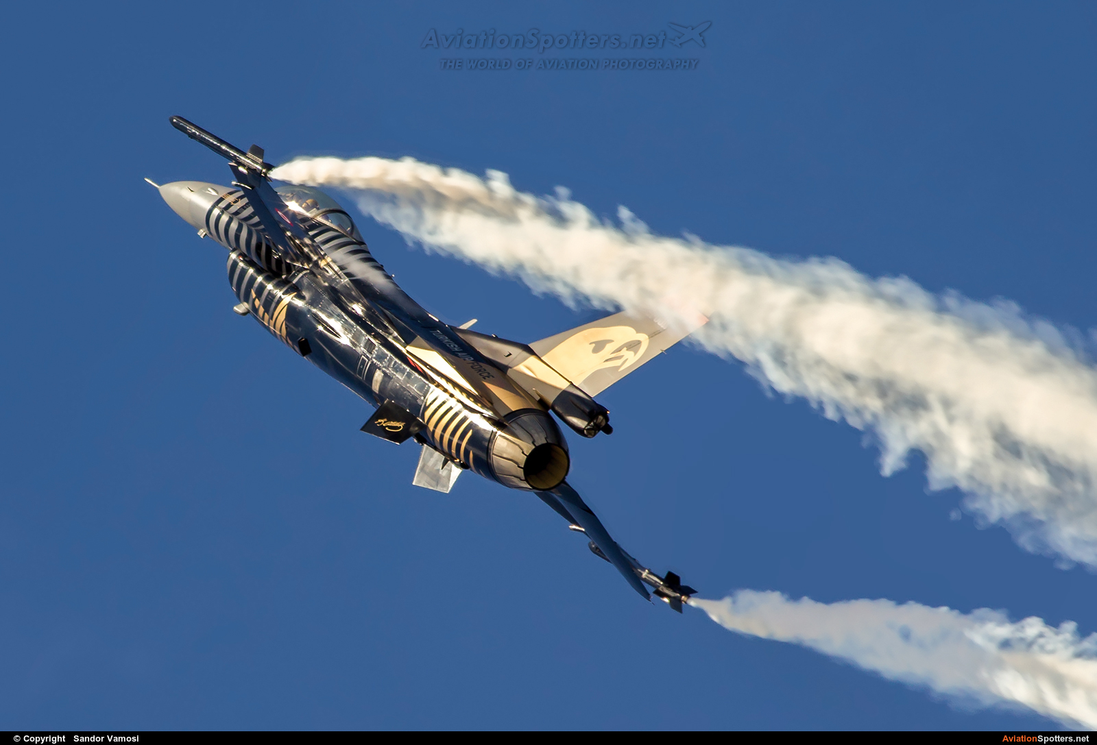 Turkey - Air Force  -  F-16C Fighting Falcon  (91-0011) By Sandor Vamosi (ALEX67)