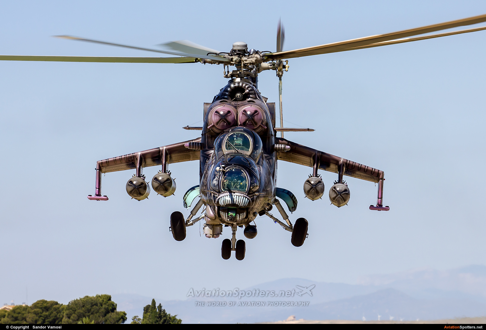 Czech - Air Force  -  Mi-35  (3366) By Sandor Vamosi (ALEX67)