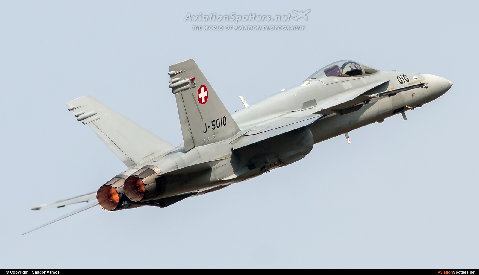 Switzerland - Air Force  -  F/A-18C Hornet  (J-5010) By Sandor Vamosi (ALEX67)
