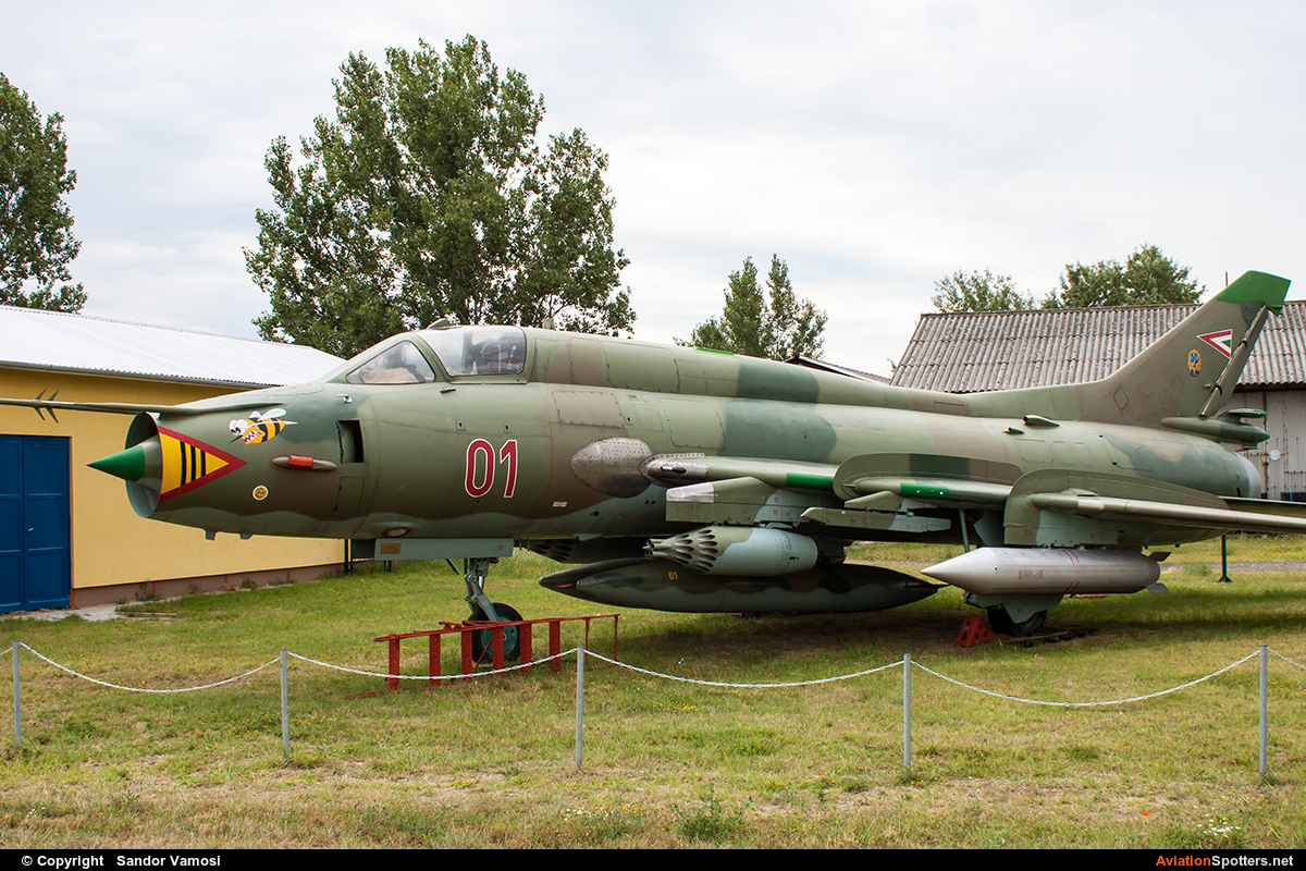 Hungary - Air Force  -  Su-22M-3  (01) By Sandor Vamosi (ALEX67)