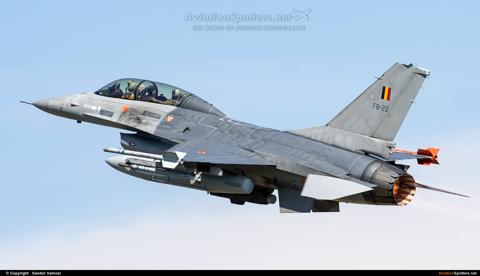 Belgium - Air Force  -  F-16B Fighting Falcon  (FB-22) By Sandor Vamosi (ALEX67)