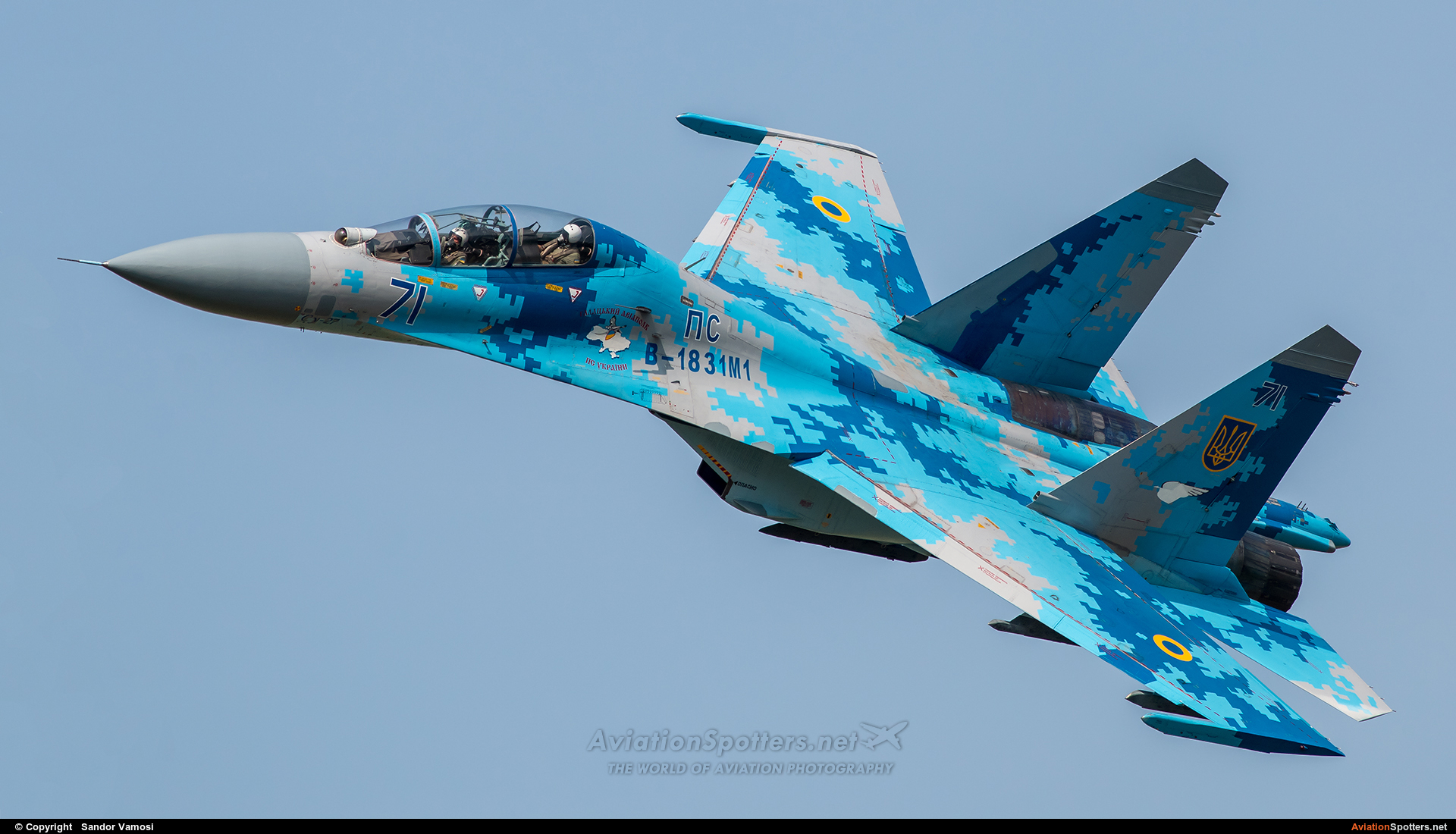 Ukraine - Air Force  -  Su-27UB  (71) By Sandor Vamosi (ALEX67)