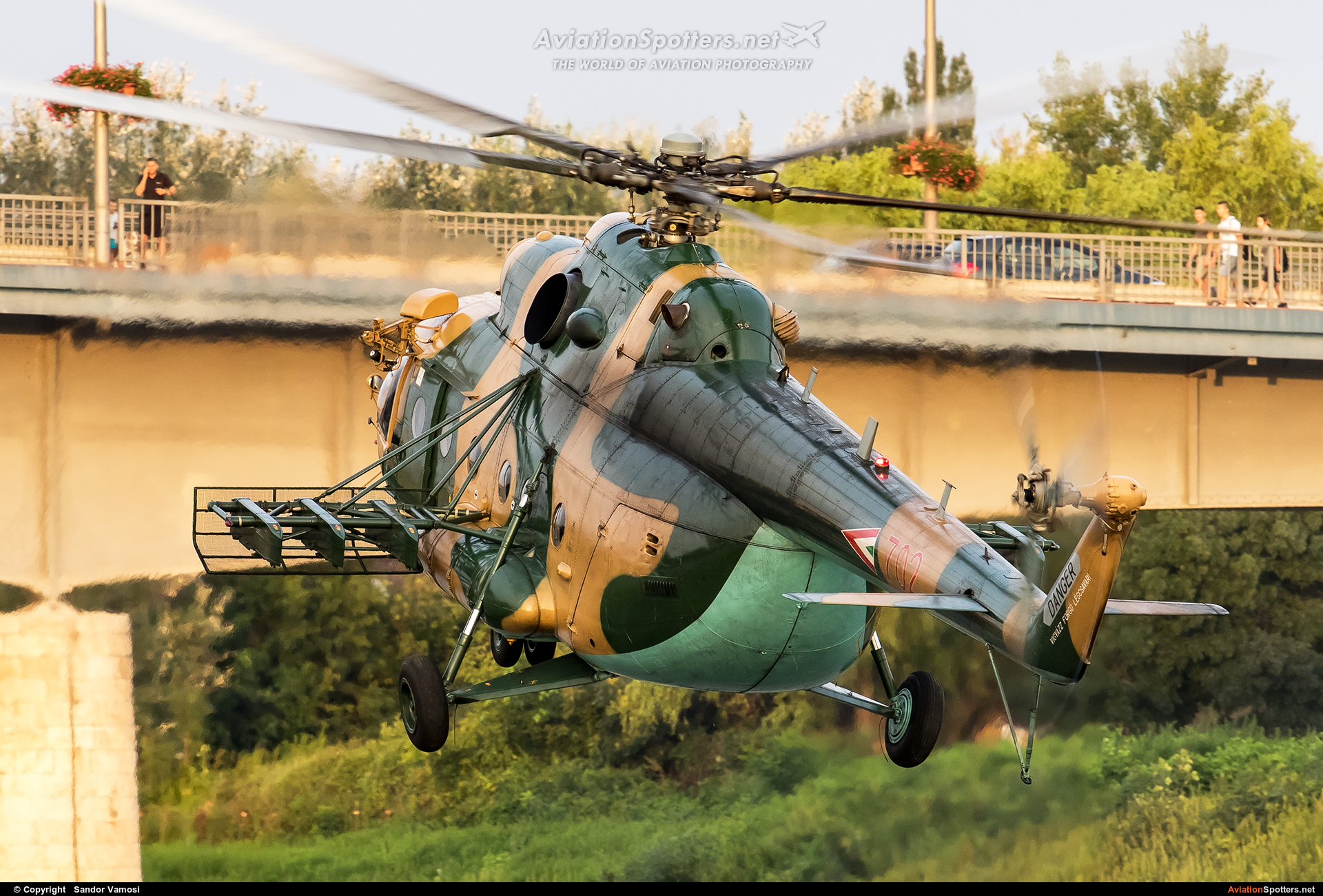 Hungary - Air Force  -  Mi-17  (702) By Sandor Vamosi (ALEX67)