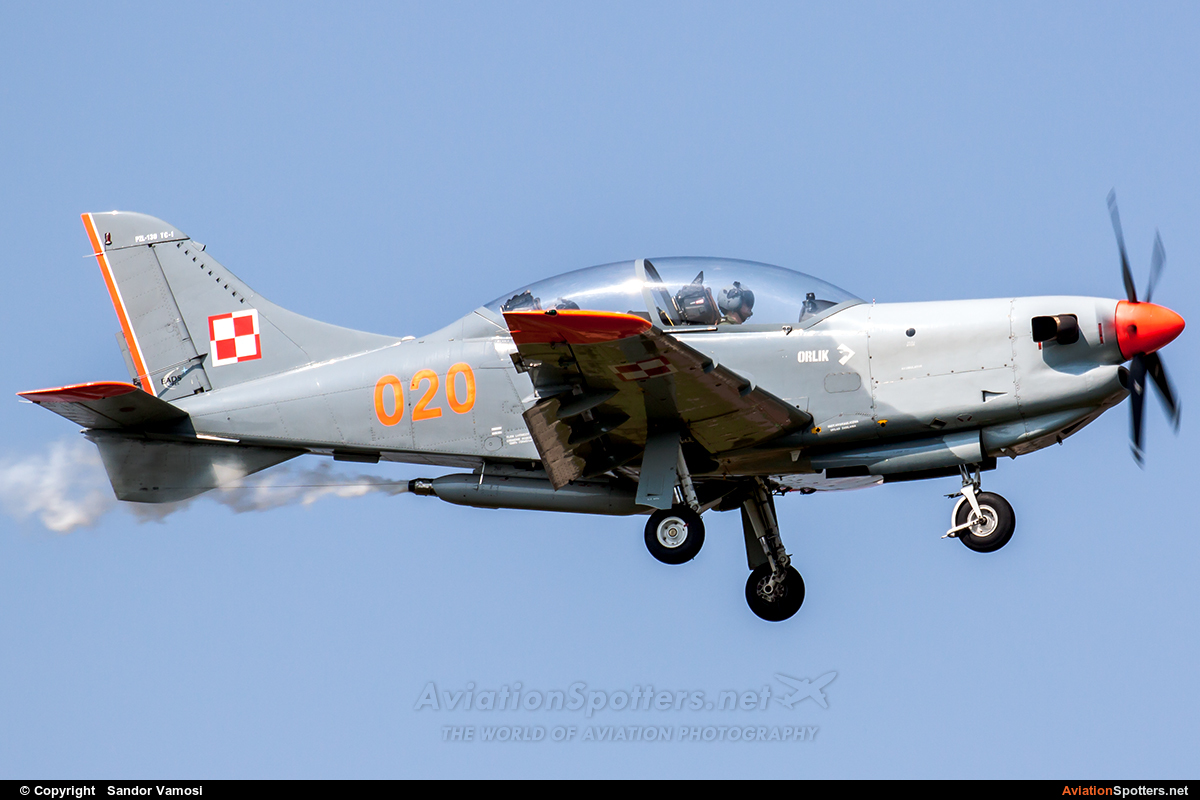Poland - Air Force  -  PZL-130 Orlik TC-1 - 2  (020) By Sandor Vamosi (ALEX67)