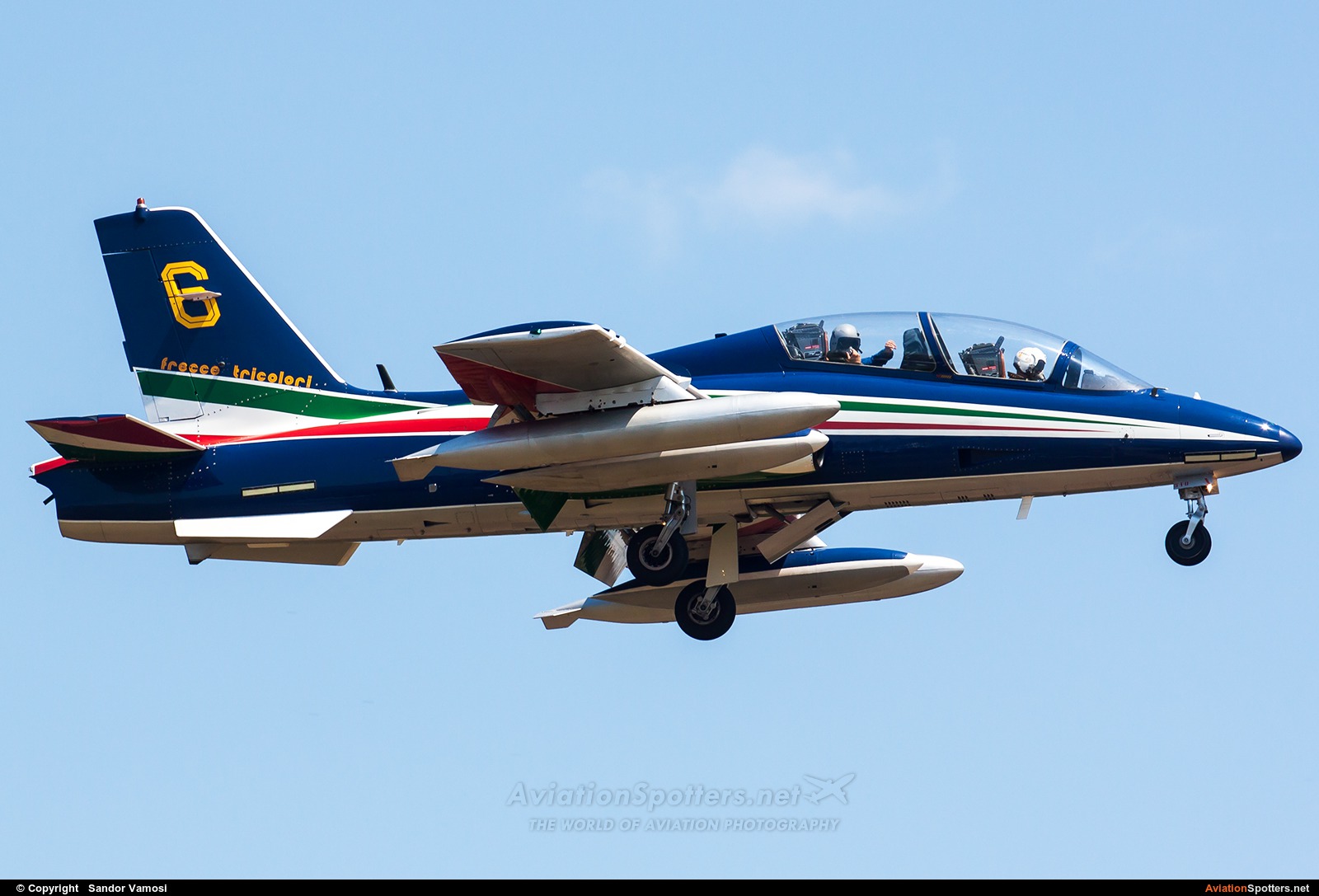 Italy - Air Force : Frecce Tricolori  -  MB-339-A-PAN  (MM55052) By Sandor Vamosi (ALEX67)