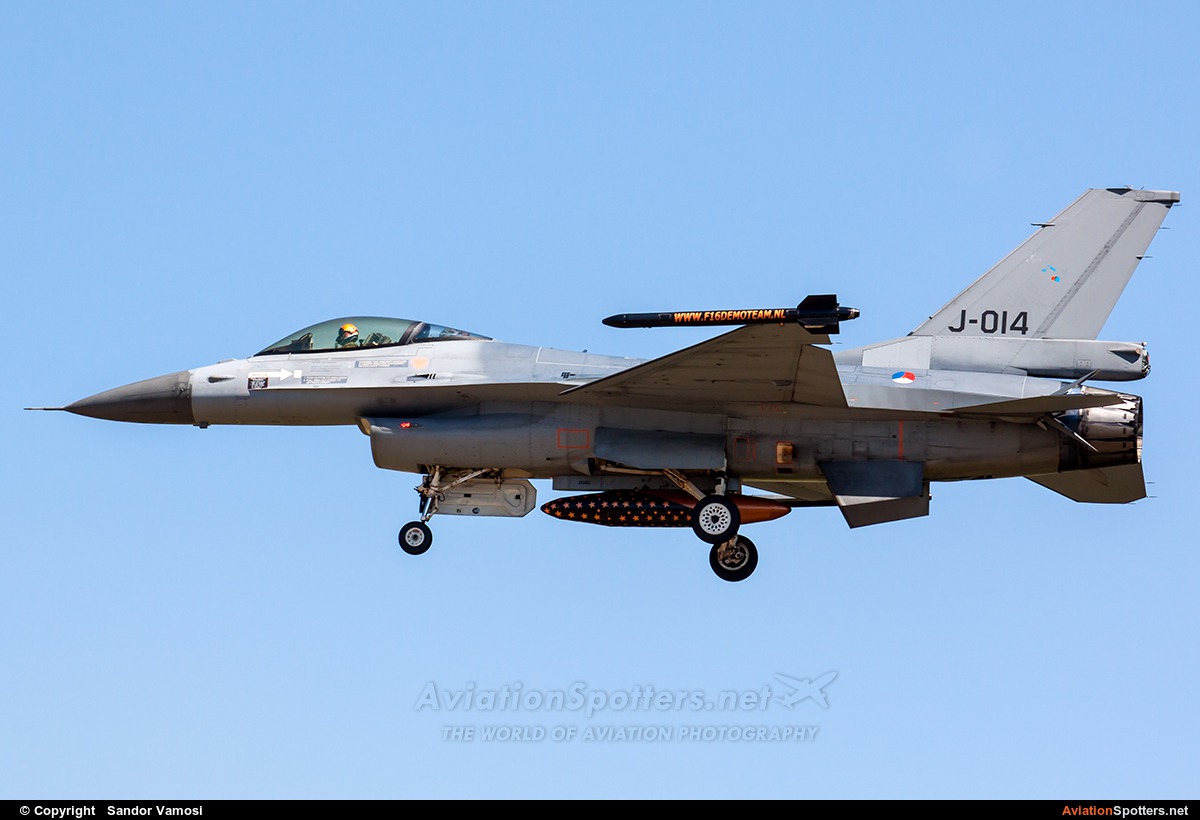 Netherlands - Air Force  -  F-16AM Fighting Falcon  (J-014) By Sandor Vamosi (ALEX67)