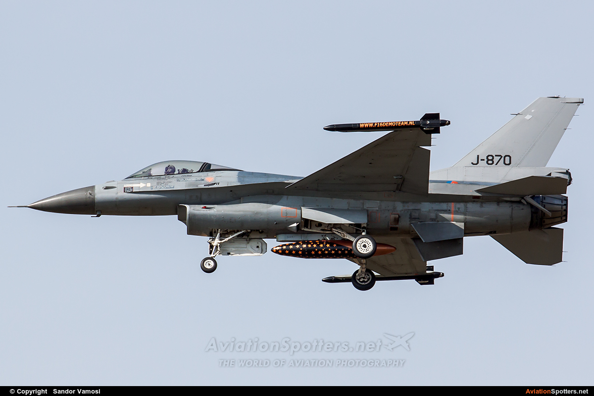 Netherlands - Air Force  -  F-16AM Fighting Falcon  (J-870) By Sandor Vamosi (ALEX67)