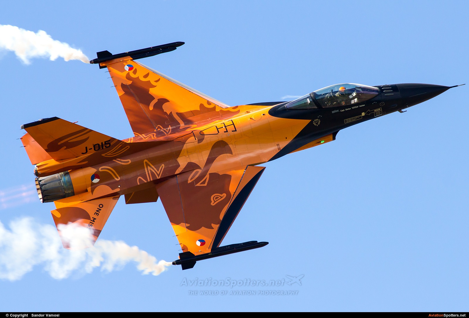 Netherlands - Air Force  -  F-16AM Fighting Falcon  (J-015) By Sandor Vamosi (ALEX67)