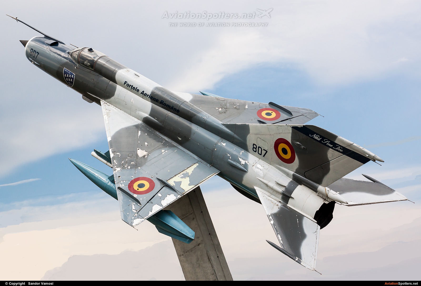 Romania - Air Force  -  MiG-21M  (807) By Sandor Vamosi (ALEX67)