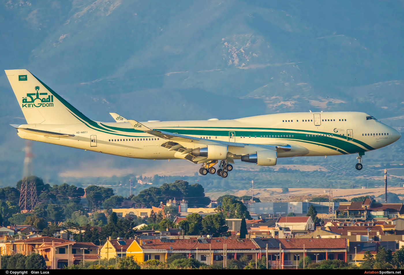 Kingdom Holding  -  747-400  (HZ-WBT7) By Onnis G.Luca Sardegna Spotters (Onnis84)