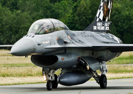 General Dynamics - F-16BM Fighting Falcon (FB-24) - fallto78
