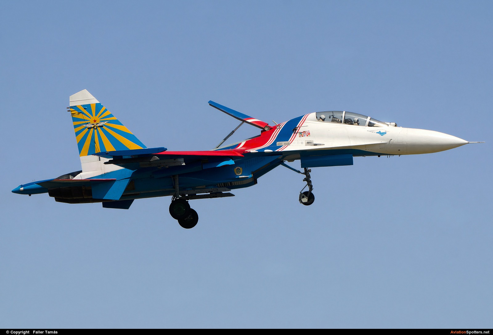Russia - Air Force : Russian Knights  -  Su-27UB  (20 BLUE) By Faller Tamás (fallto78)
