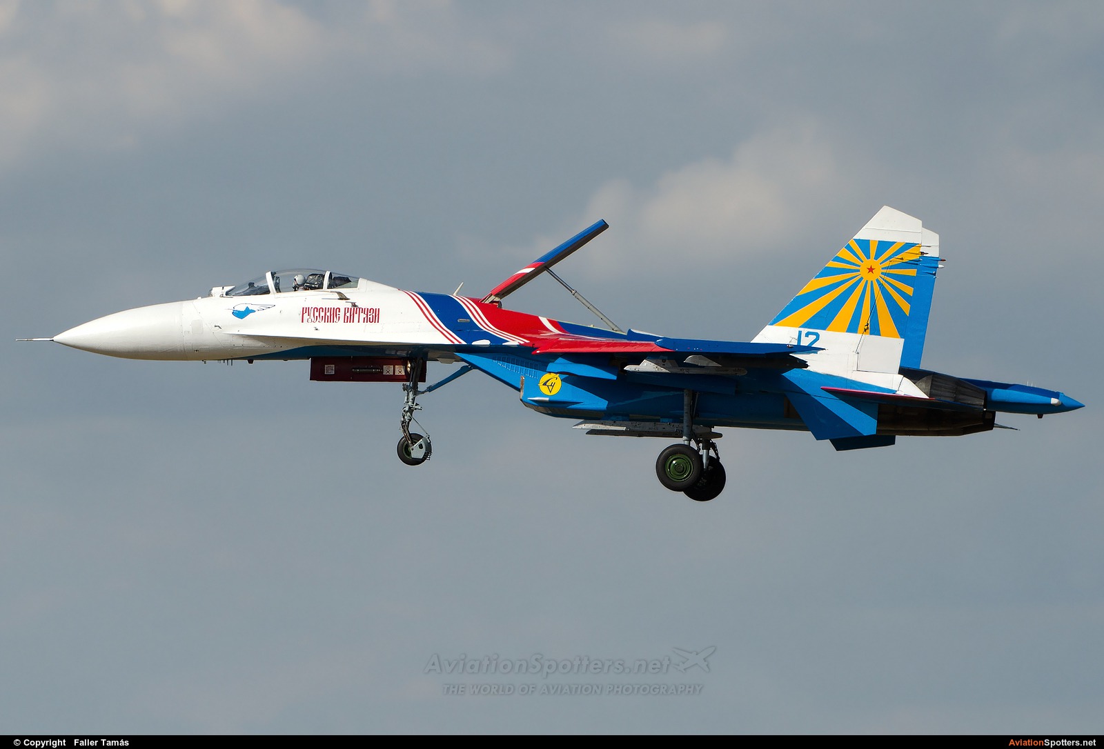 Russia - Air Force : Russian Knights  -  Su-27P  (12) By Faller Tamás (fallto78)