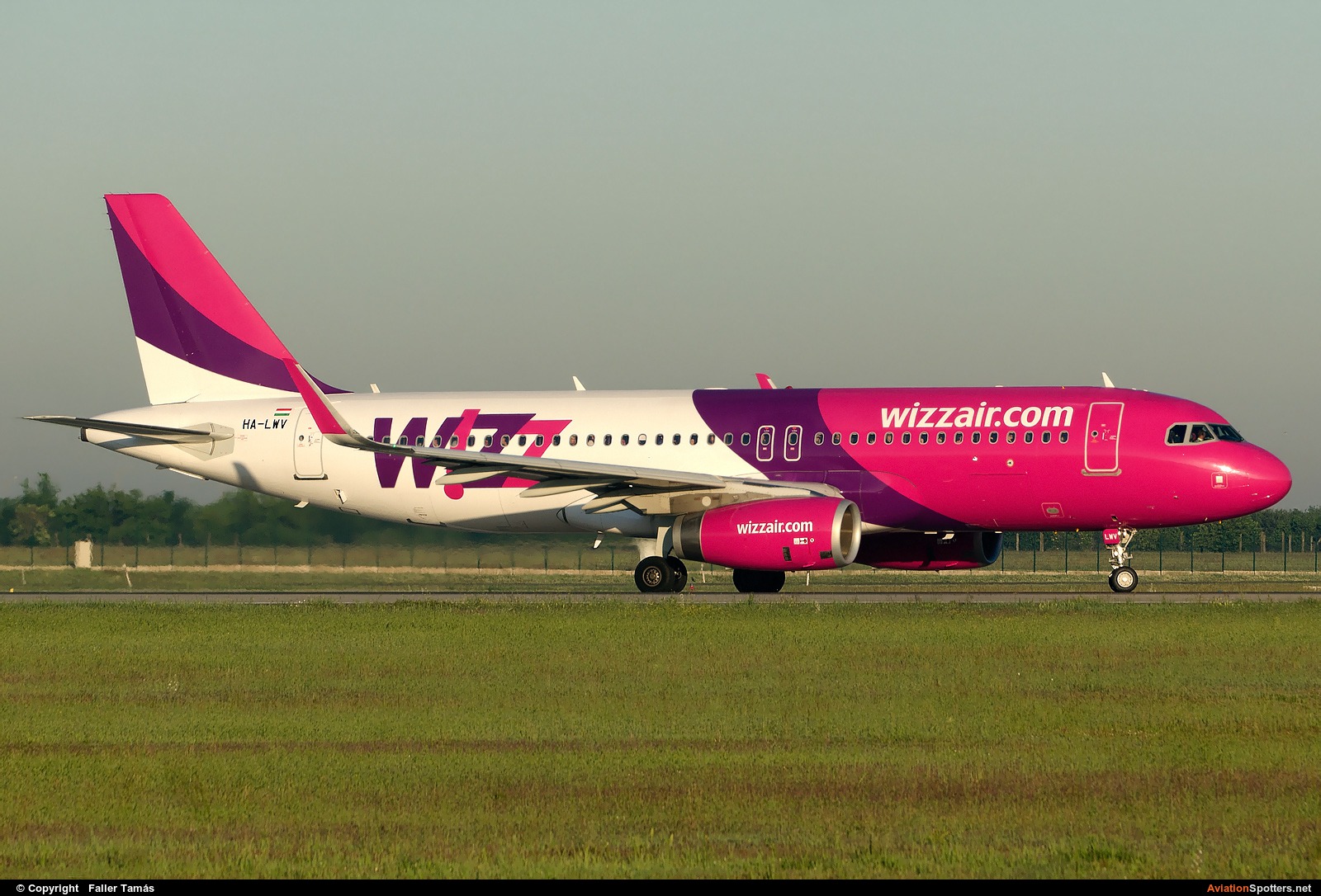Wizz Air  -  A320-232  (HA-LWV) By Faller Tamás (fallto78)