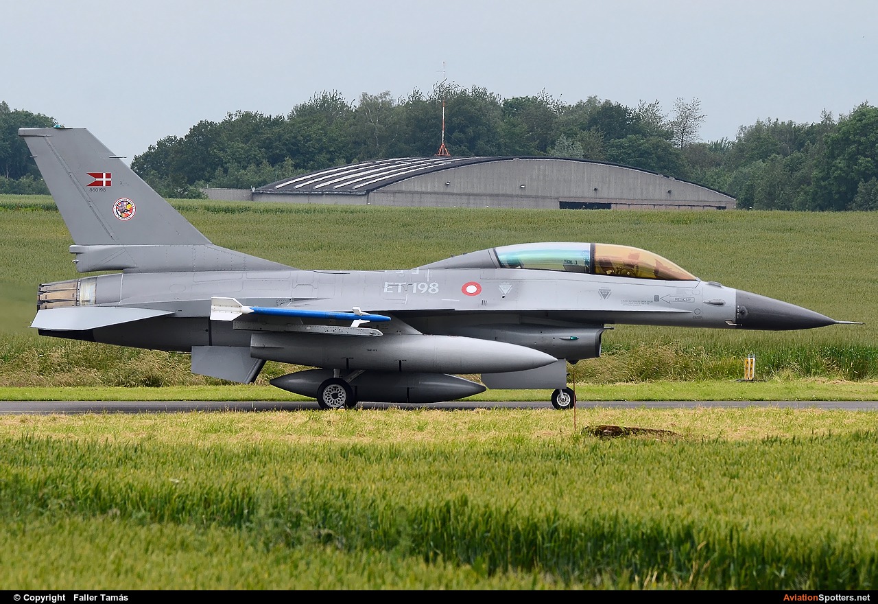 Denmark - Air Force  -  F-16BM Fighting Falcon  (ET-198) By Faller Tamás (fallto78)