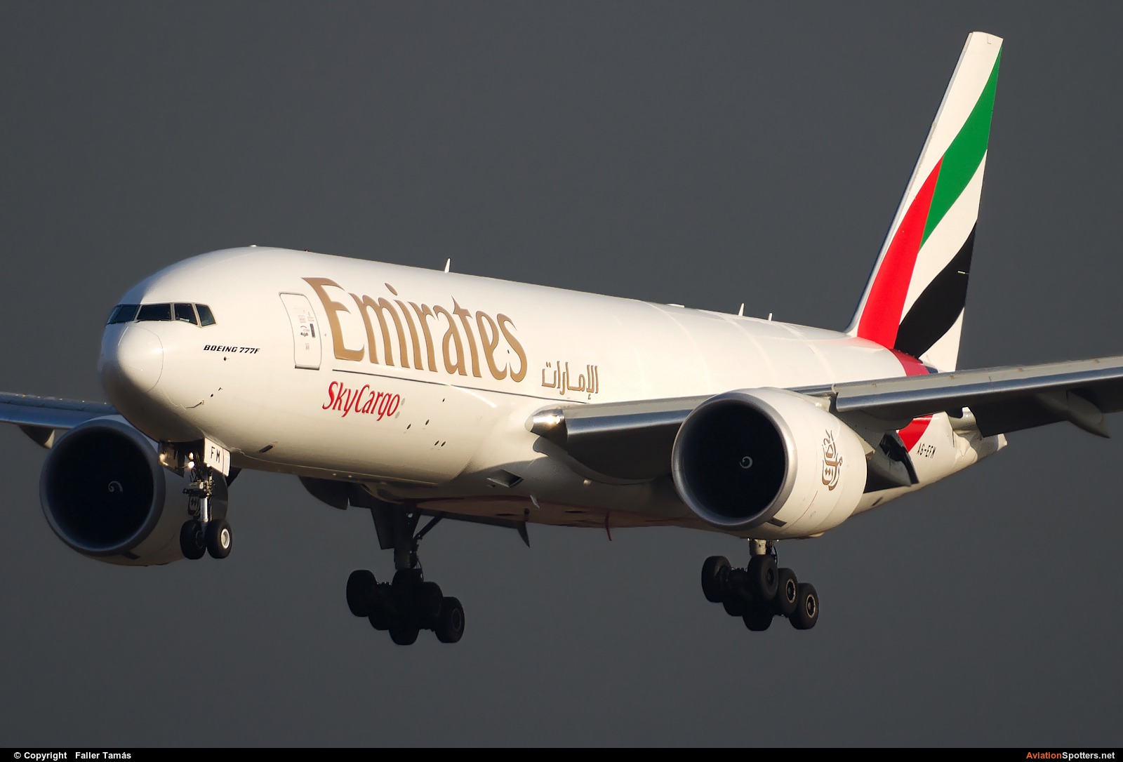 Emirates Sky Cargo  -  777-F1B  (A6-EFM) By Faller Tamás (fallto78)