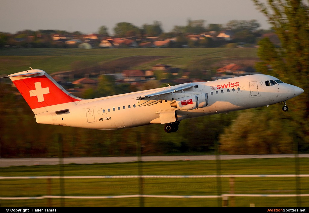 Swiss International  -  BAe 146-300-Avro RJ100  (HB-IXU) By Faller Tamás (fallto78)