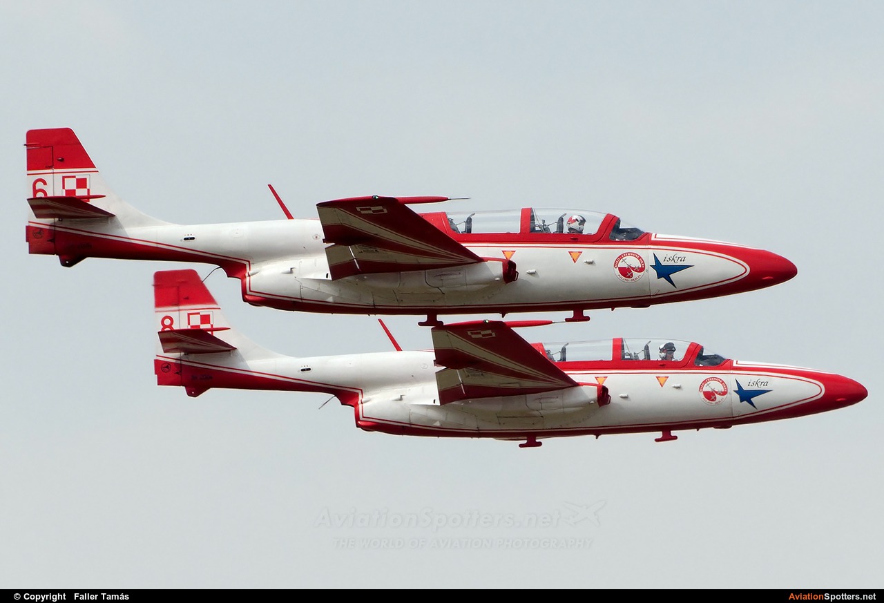Poland - Air Force: White & Red Iskras  -  TS-11 Iskra  (2006) By Faller Tamás (fallto78)