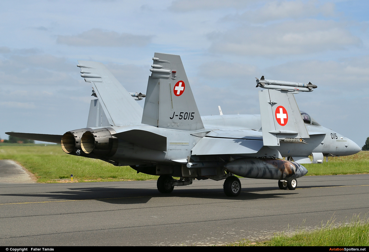 Switzerland - Air Force  -  F/A-18C Hornet  (J-5015) By Faller Tamás (fallto78)