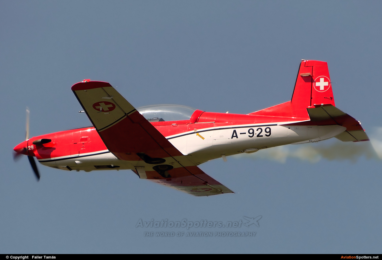 Switzerland - Air Force  -  PC-7 I & II  (A-929) By Faller Tamás (fallto78)