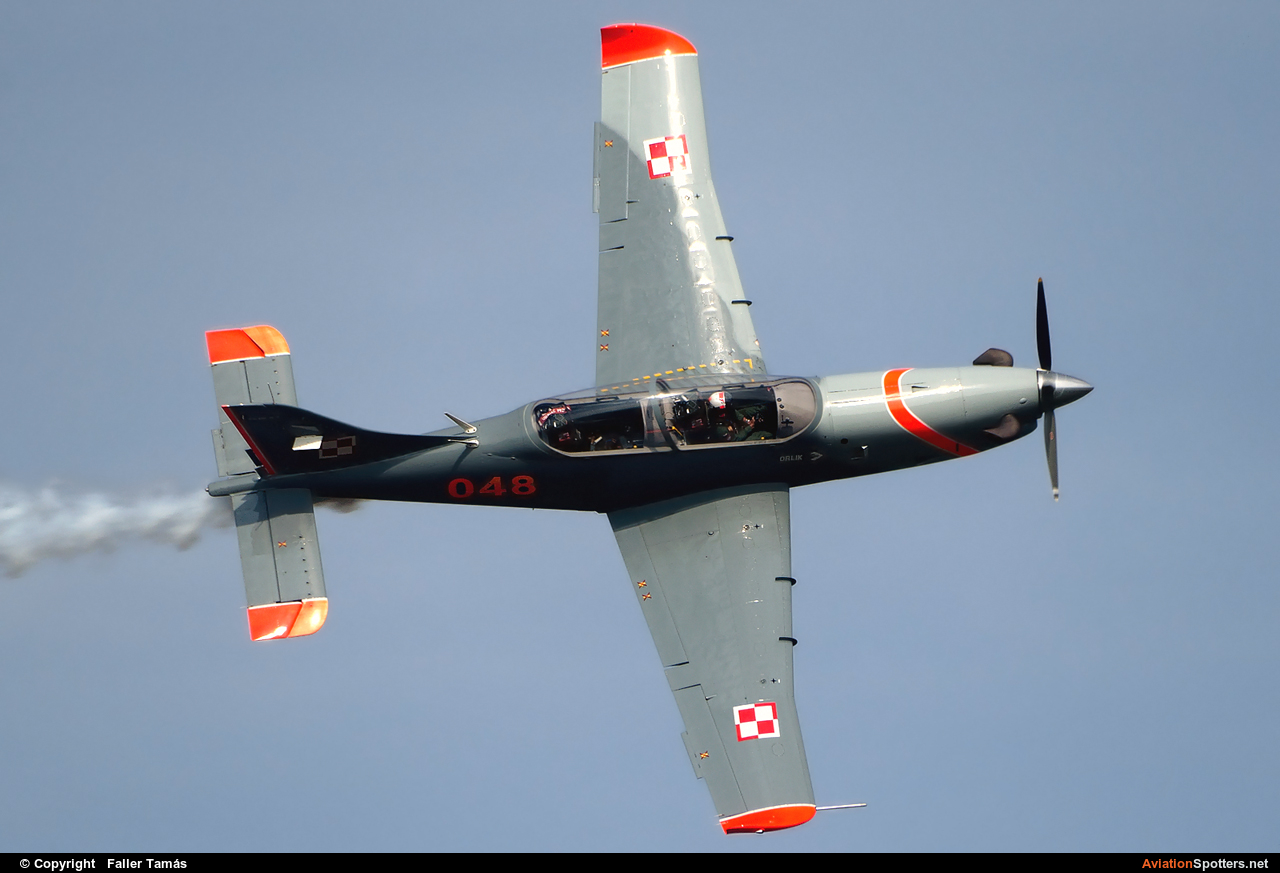 Poland - Air Force : Orlik Acrobatic Group  -  PZL-130 Orlik TC-1 - 2  (048) By Faller Tamás (fallto78)