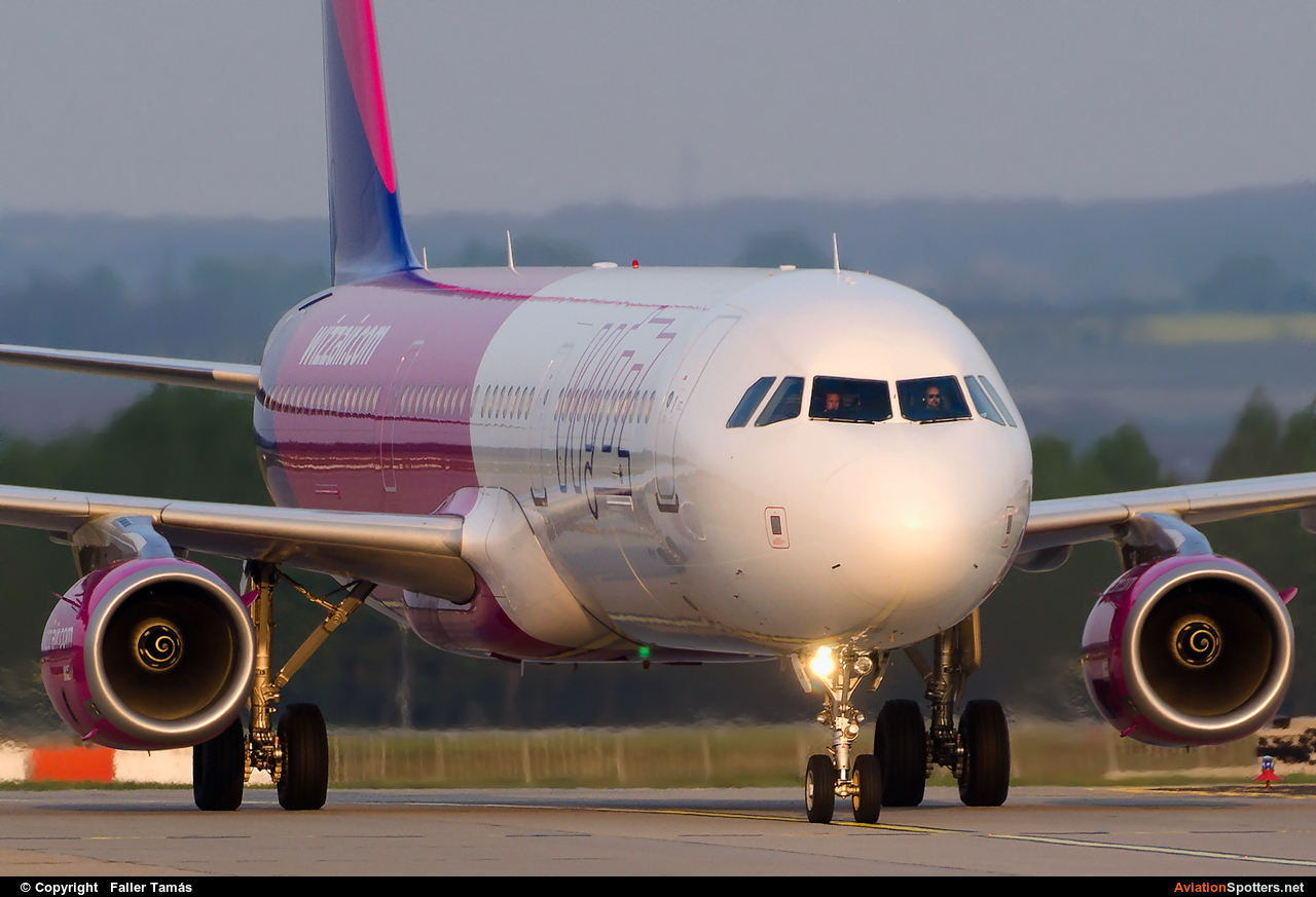 Wizz Air  -  A321-231  (HA-LXM) By Faller Tamás (fallto78)