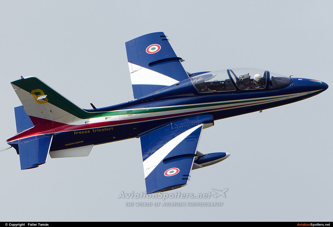 Italy - Air Force : Frecce Tricolori  -  MB-339-A-PAN  (MM54477) By Faller Tamás (fallto78)