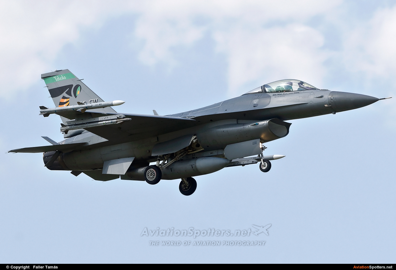 USA - Air Force  -  F-16C Fighting Falcon  (89-2098) By Faller Tamás (fallto78)