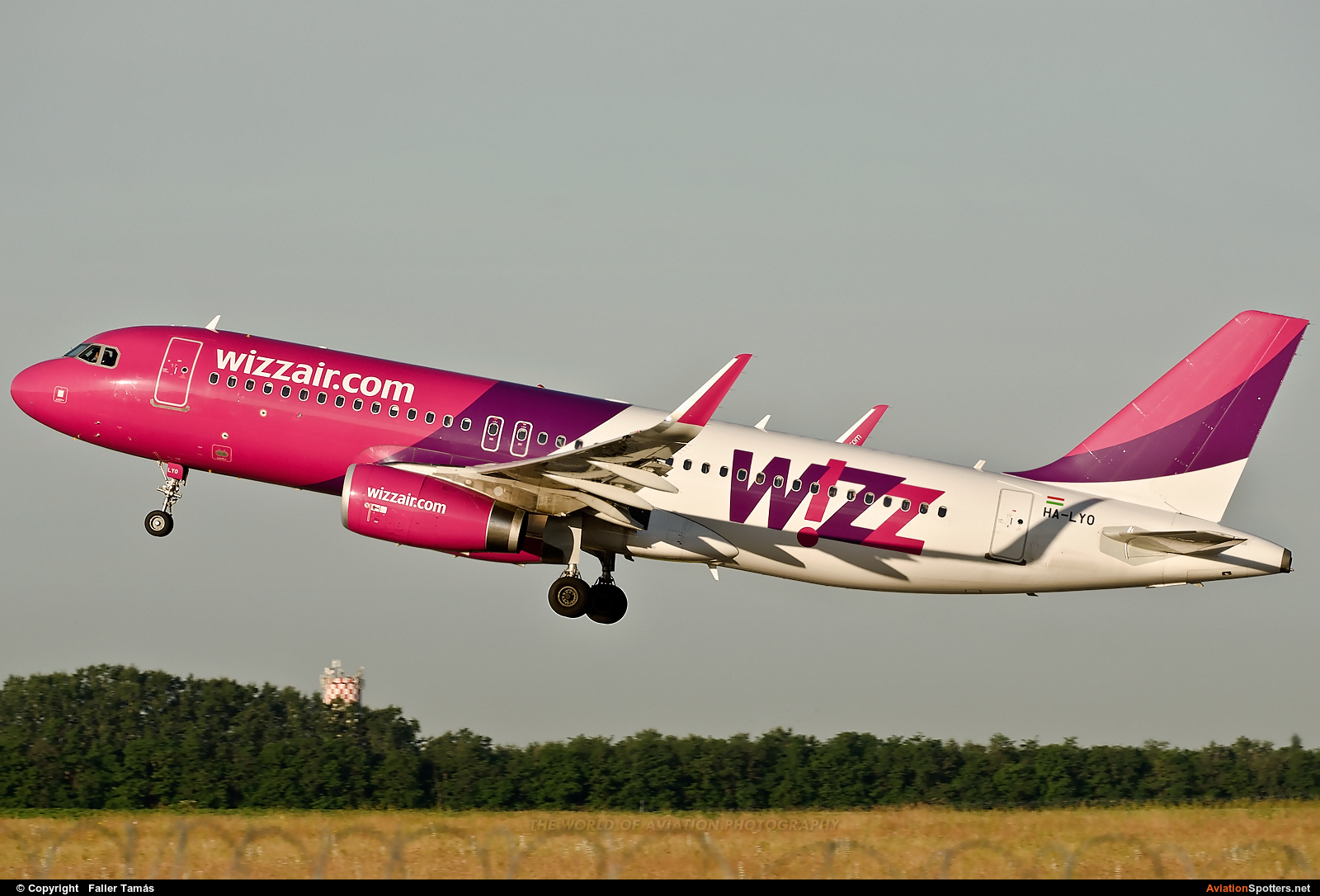 Wizz Air  -  A320  (HA-LYO) By Faller Tamás (fallto78)