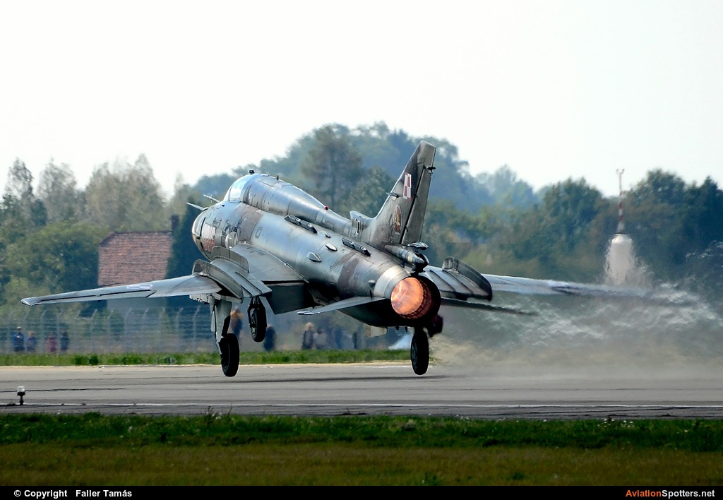 Poland - Air Force  -  Su-22M-4  (3816) By Faller Tamás (fallto78)
