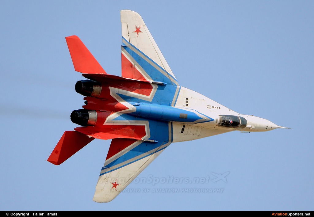Russia - Air Force : Strizhi  -  MiG-29  (05) By Faller Tamás (fallto78)