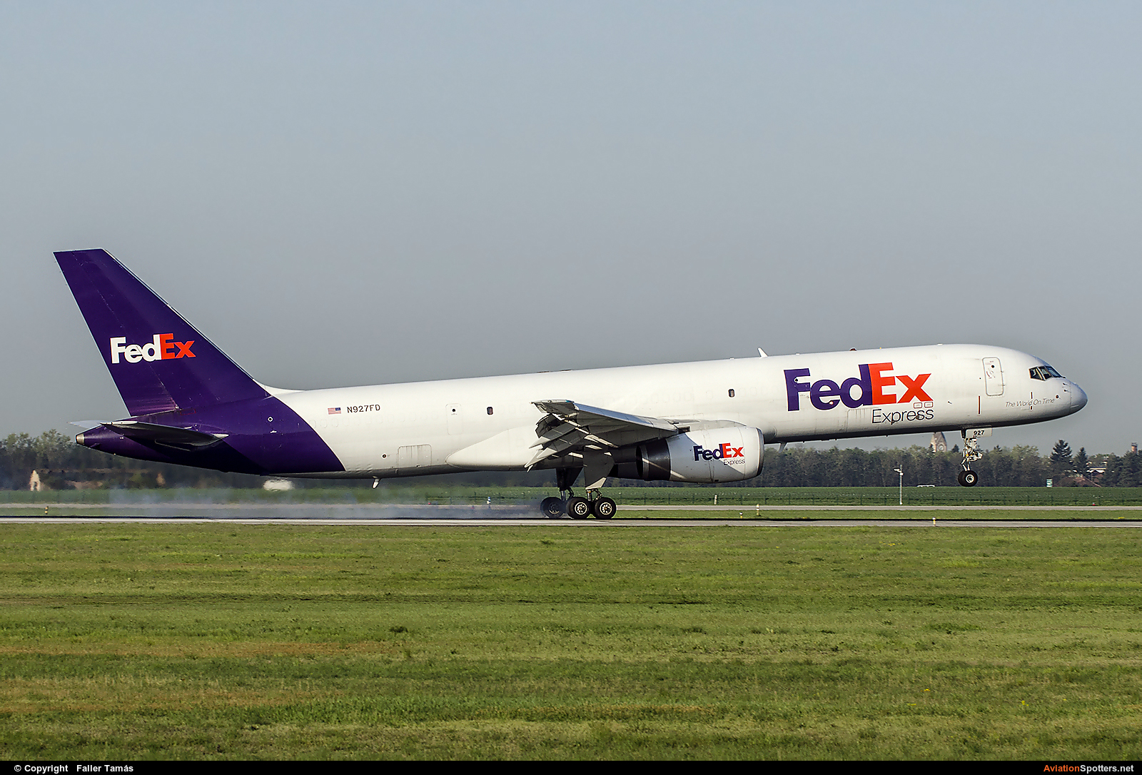 FedEx Federal Express  -  757-200F  (N927FD) By Faller Tamás (fallto78)
