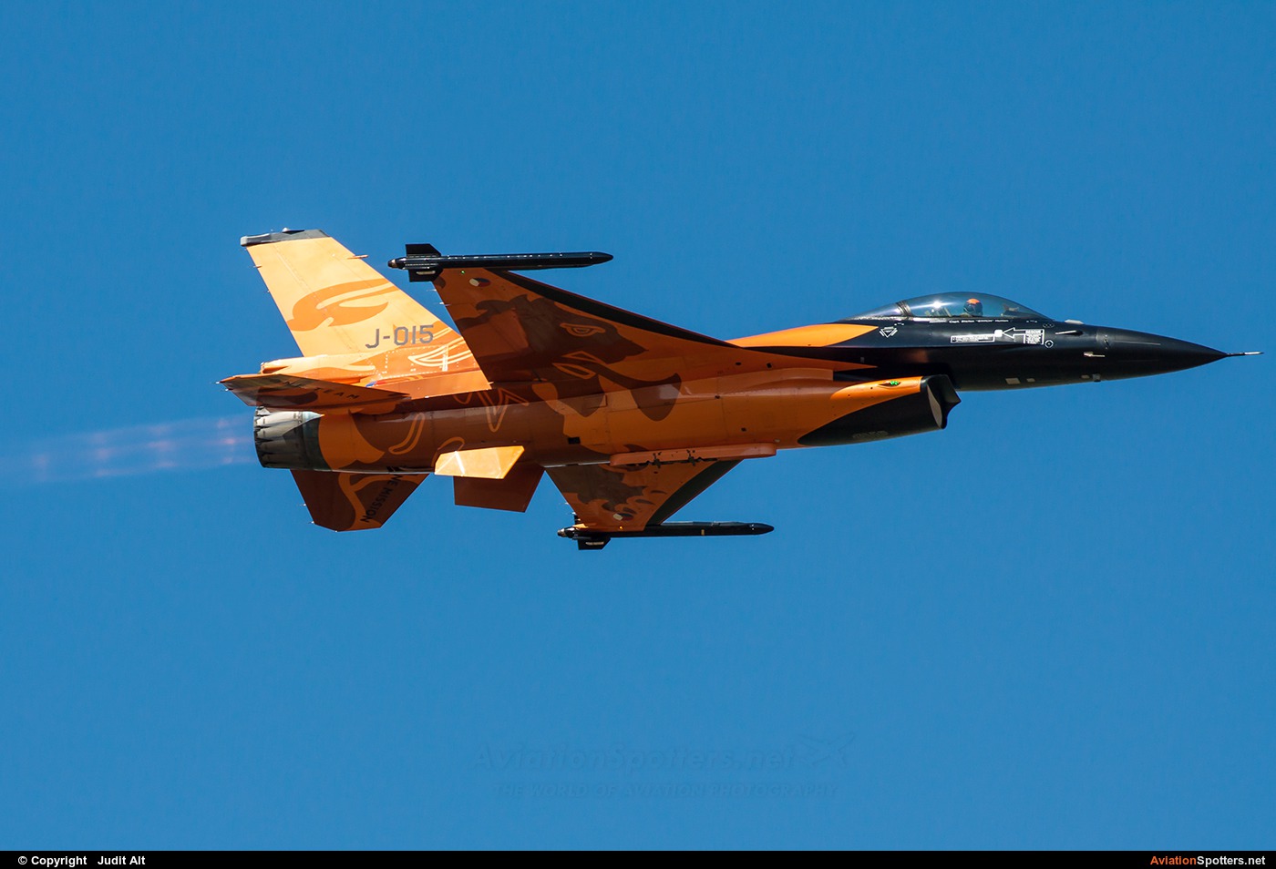 Netherlands - Air Force  -  F-16AM Fighting Falcon  (J-015) By Judit Alt (Judit)